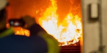 Researchers studied the health risks of graphene residues. Nano Digest.