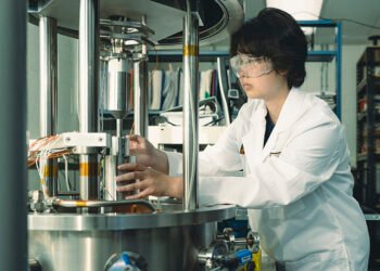 Beyond on and off. Nano Digest.