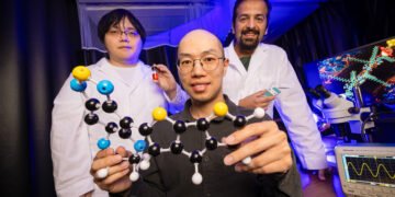Unique molecule may lead to smaller, more efficient computers